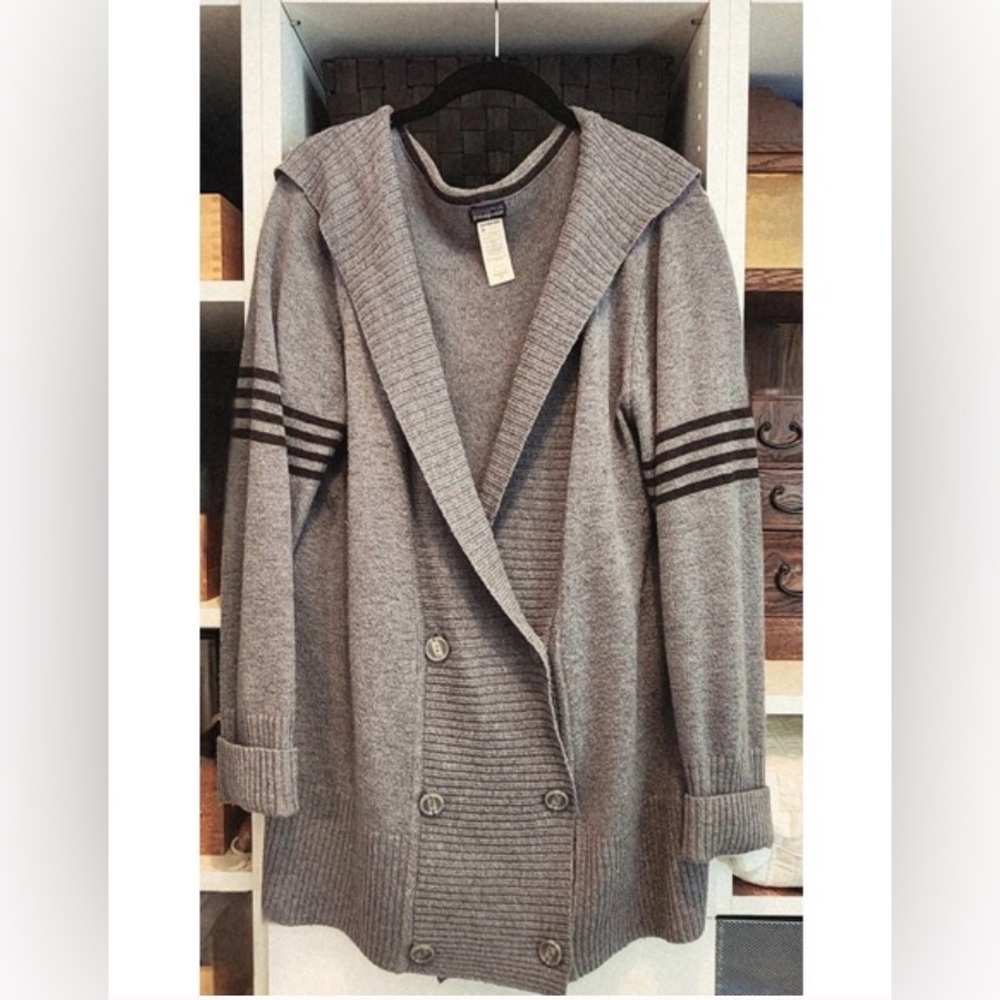 Patagonia Heather Gray Cardigan